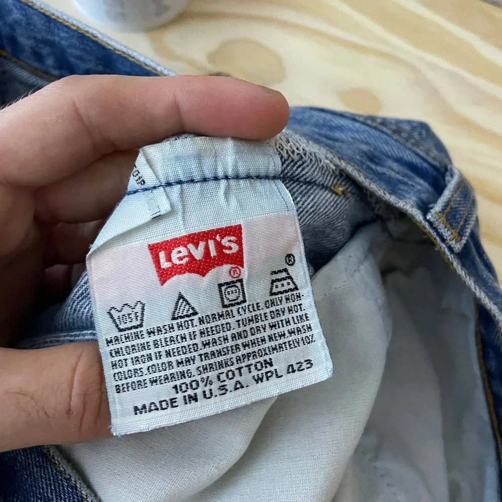 Levis item good